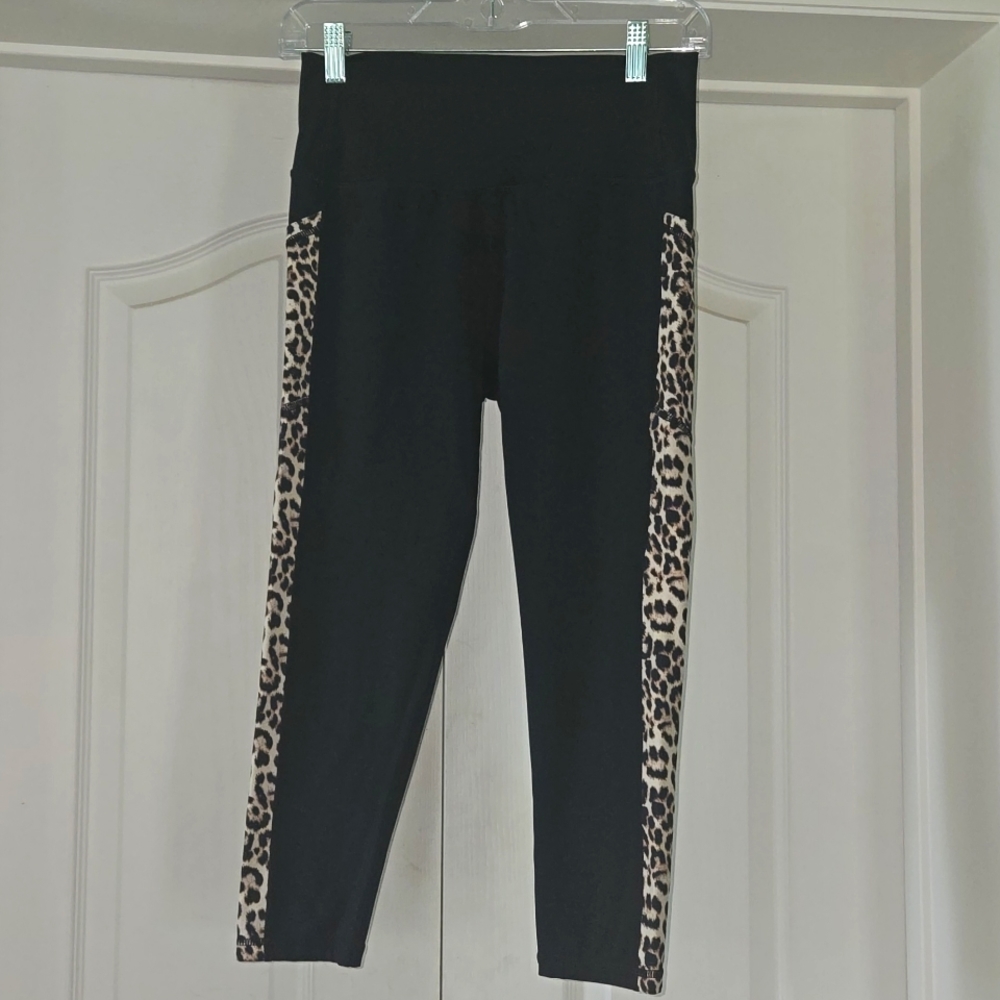 Capri Zyia Workout Leggings